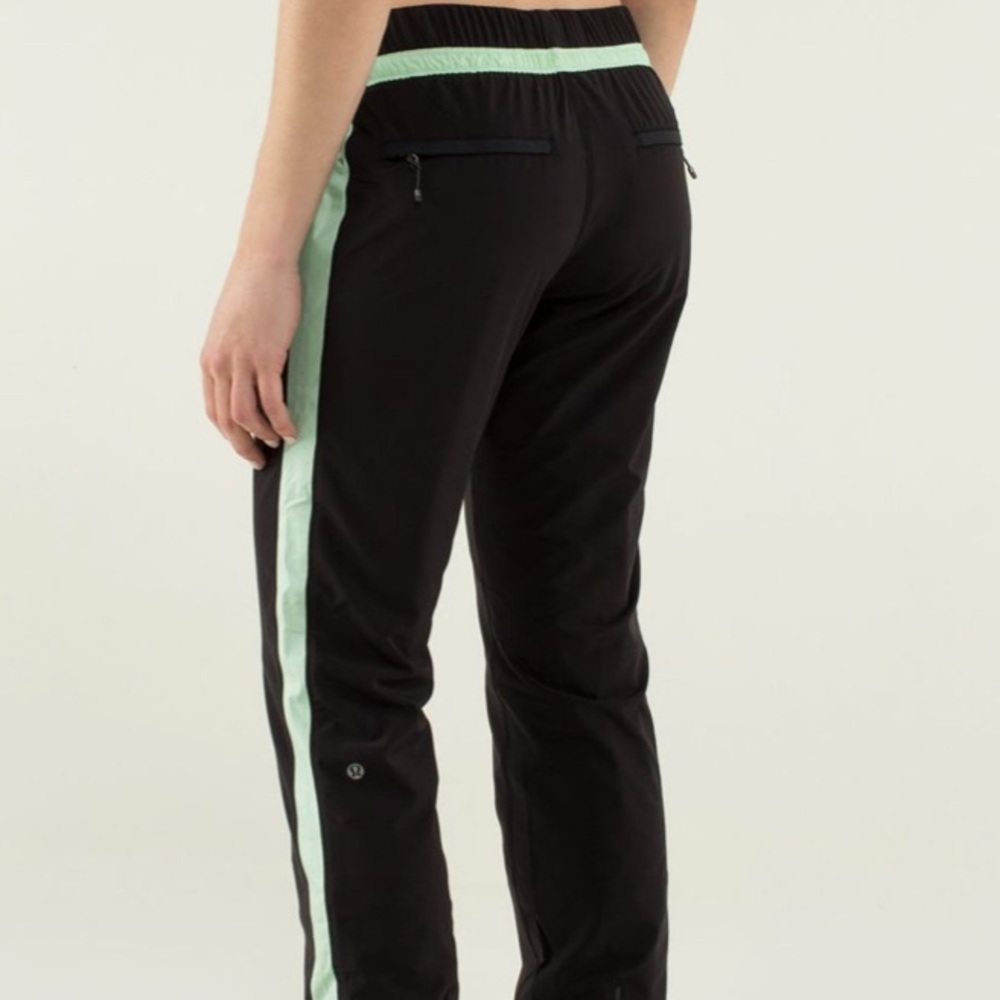 Lululemon Run Bandit Track Pant , Size 6